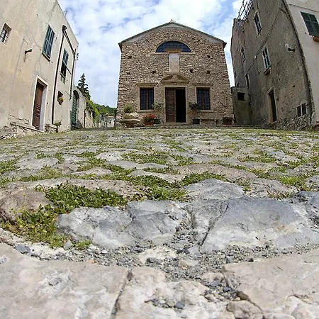 Borgo Saraceno Pietra Ligure